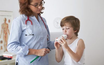 Consultation médicale d'un garçon de 6 ans.